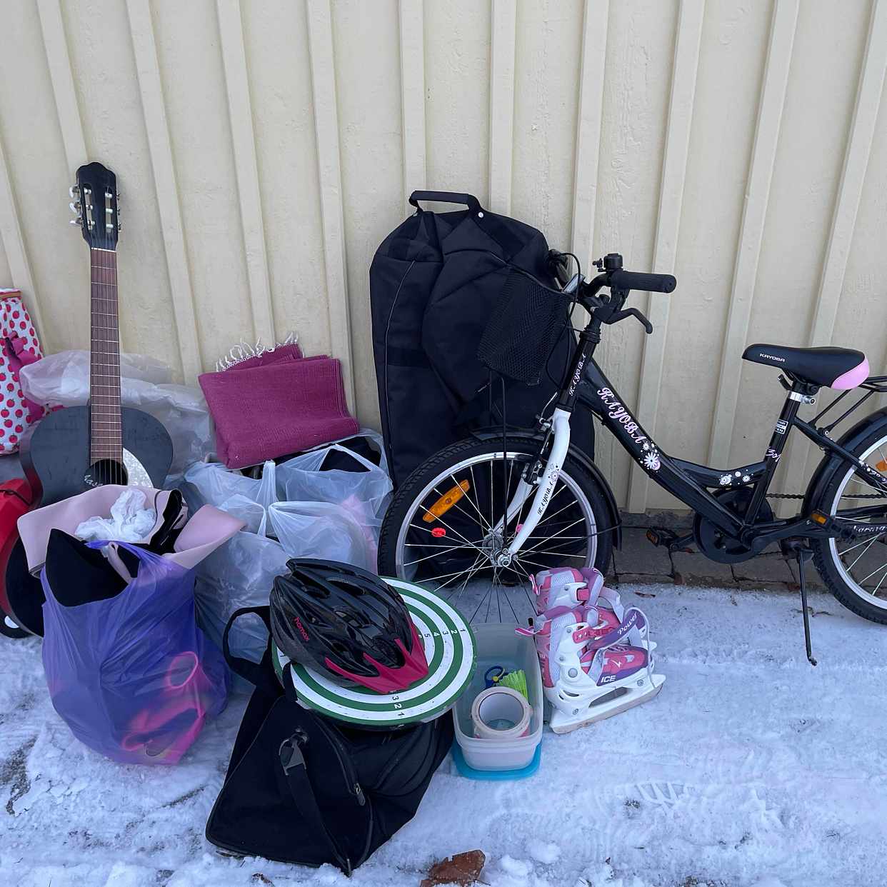 image of Återbruk och slänga. - Västra Frölunda