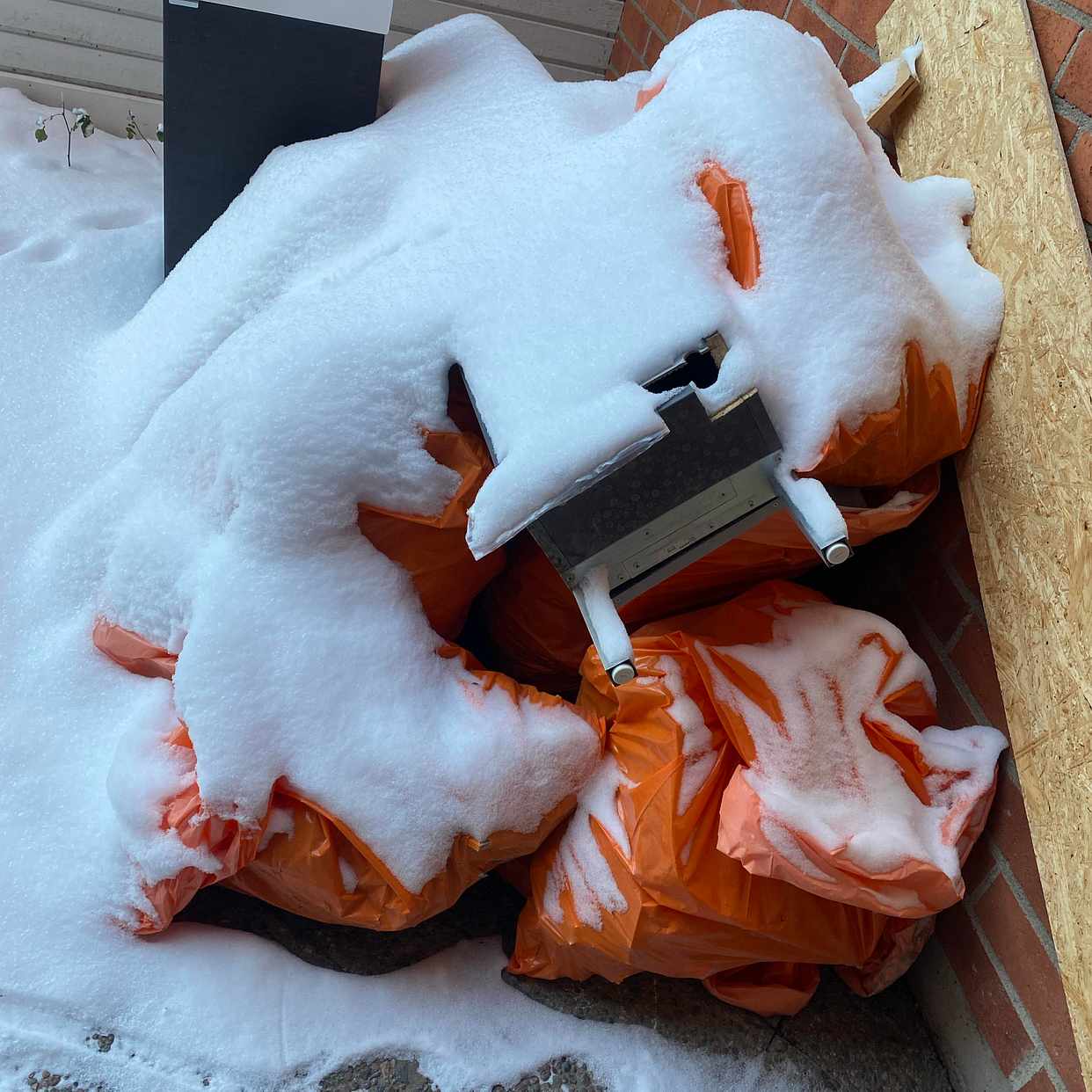 image of Byggavfall - Vallentuna