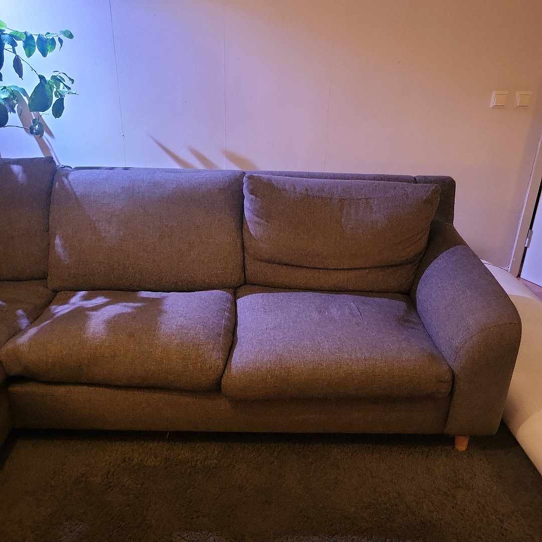 image of Grå soffa från Mio - Göteborg
