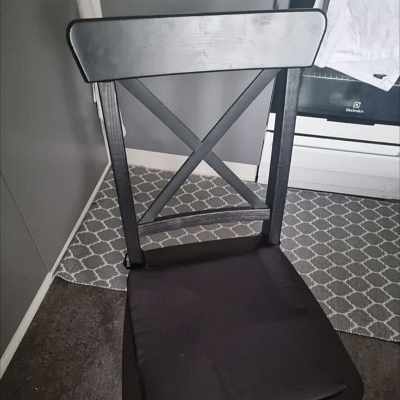 image of Table, chairs, curtainpol - 
