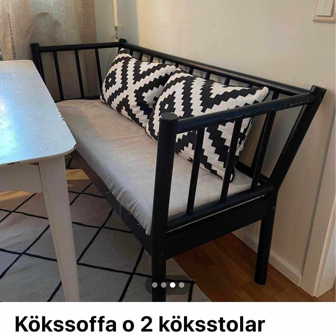 image of Kökssoffa och två stolar - 