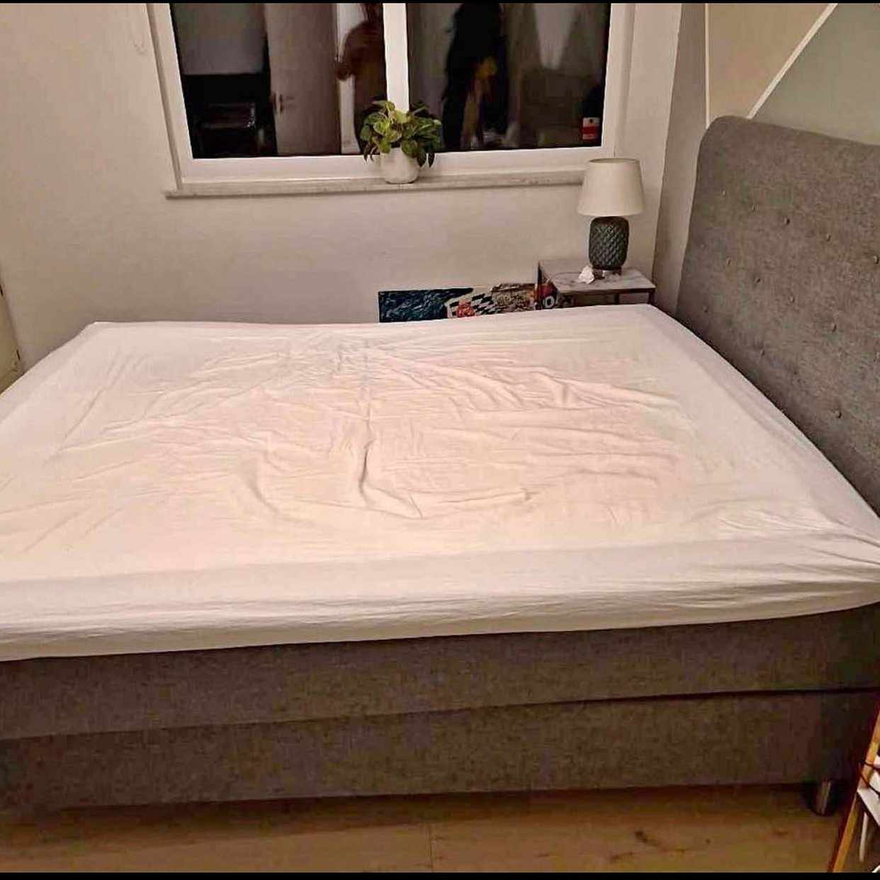 image of Pick up and deliver bed - 