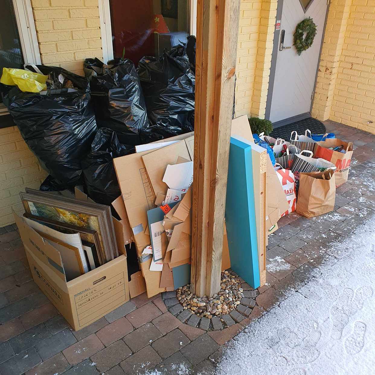 image of Diverse till återvinning - Sollentuna
