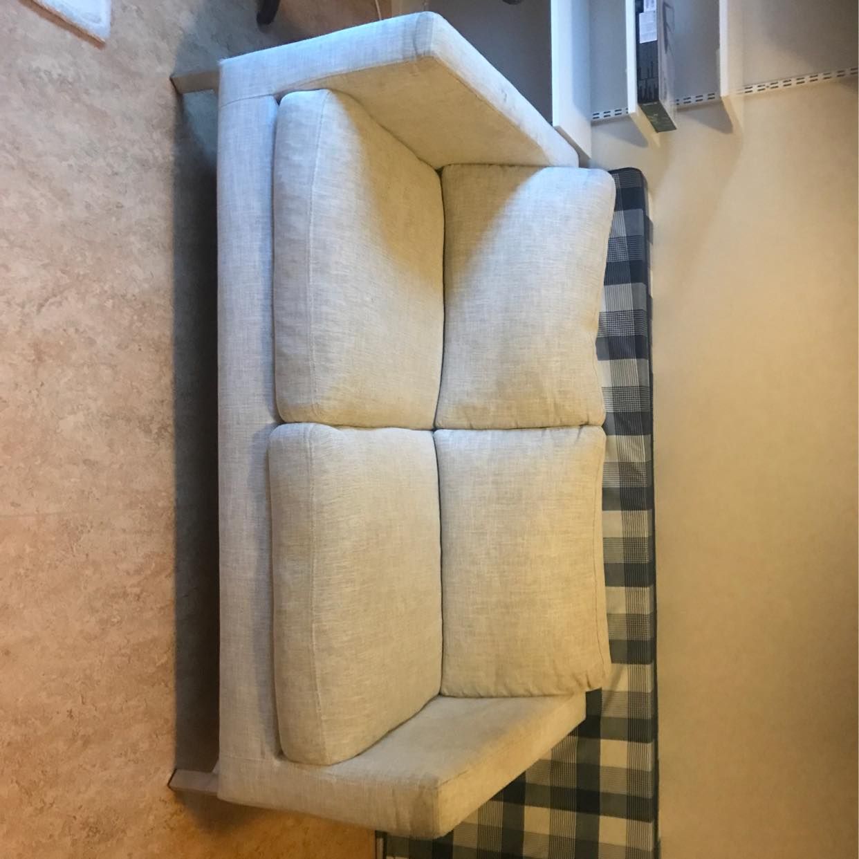 image of Soffa som ska slängas - Uppsala