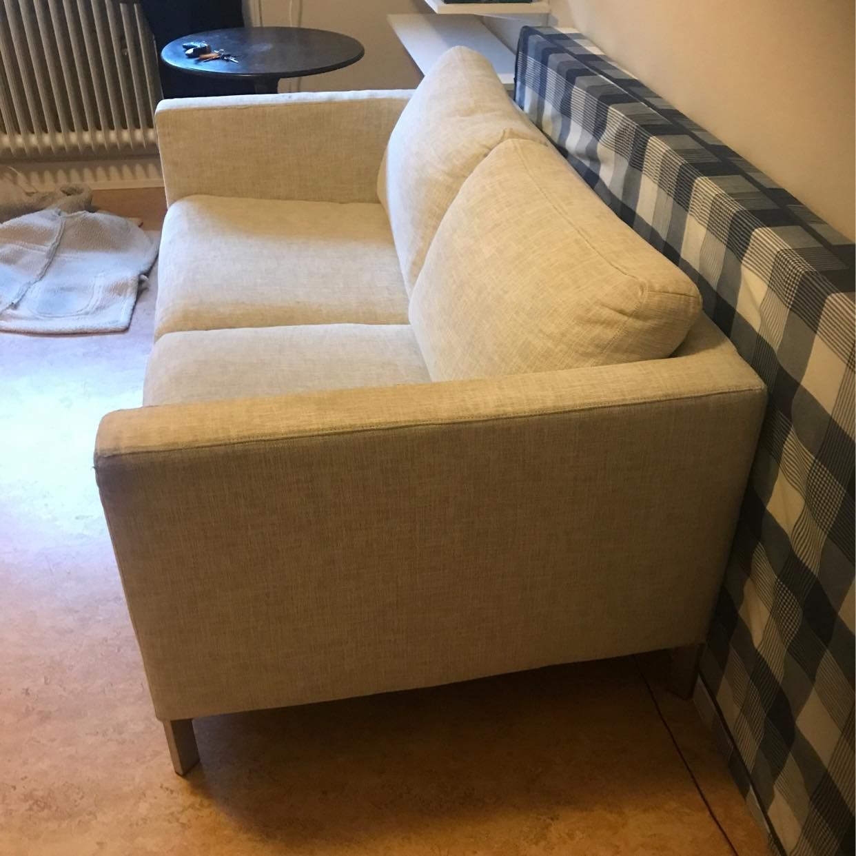 image of Soffa som ska slängas - Uppsala