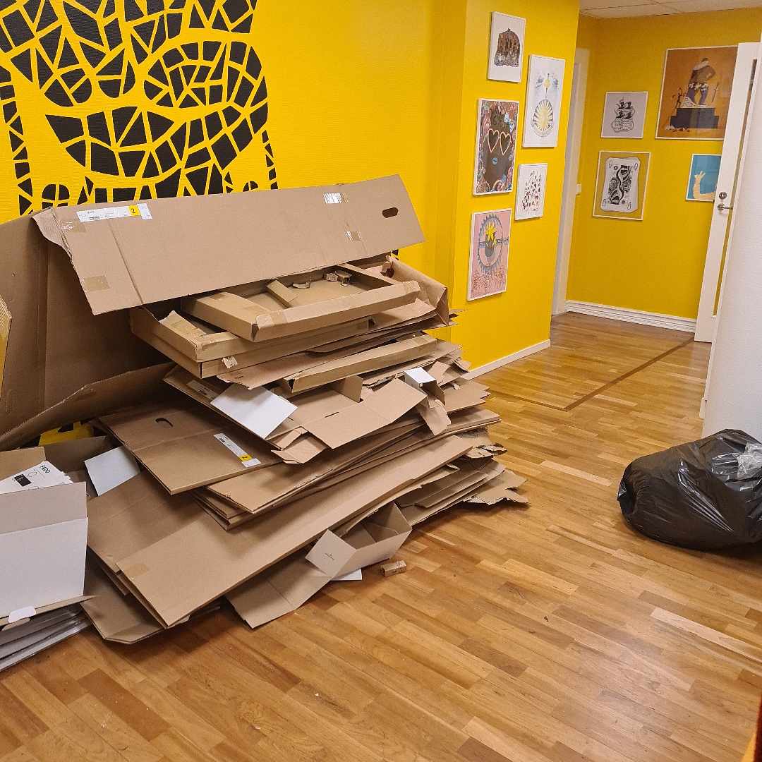 image of Skräp som ska kastas - Malmö