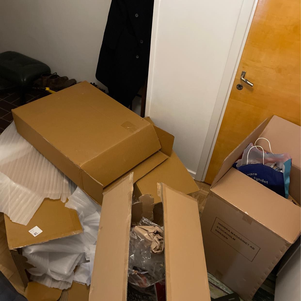 image of Cardboard, plastic, metal - Stockholm