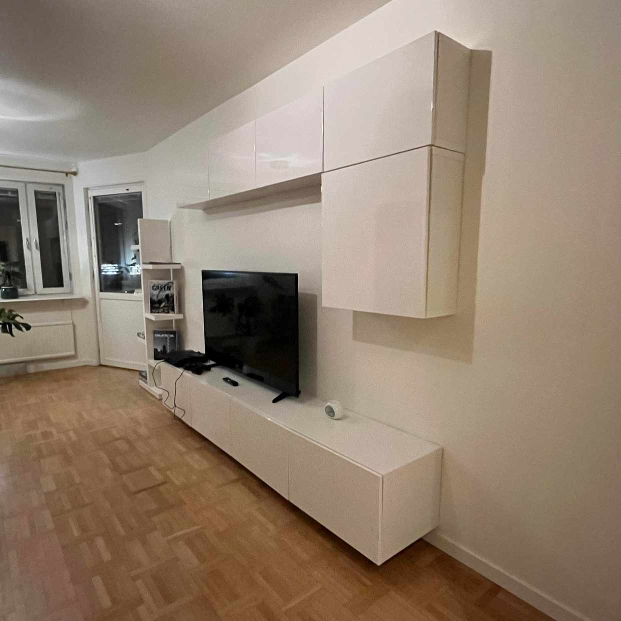image of Tevemöbel i bra skick ! - Bromma