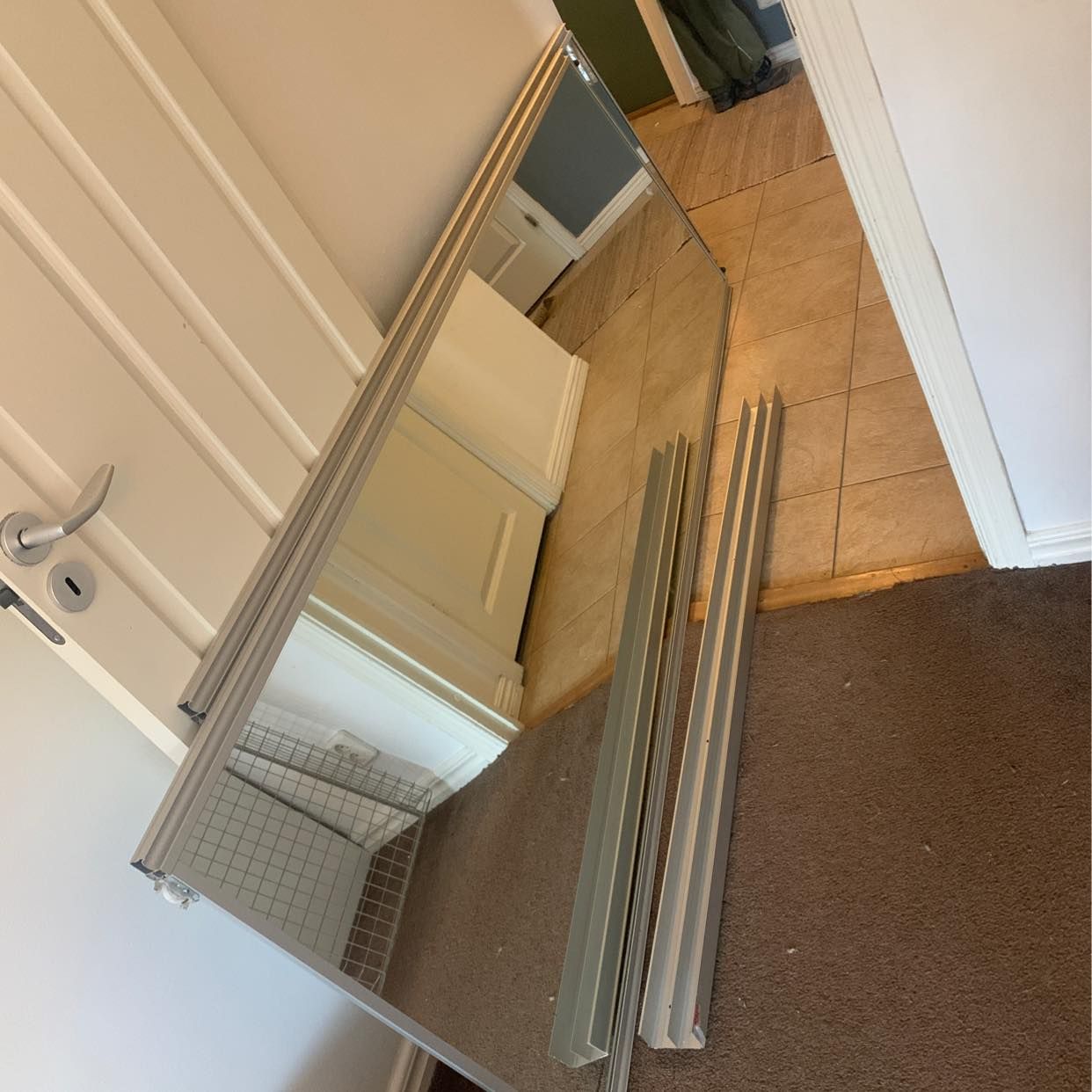 image of Wardrobe to the dump - Vaxholm