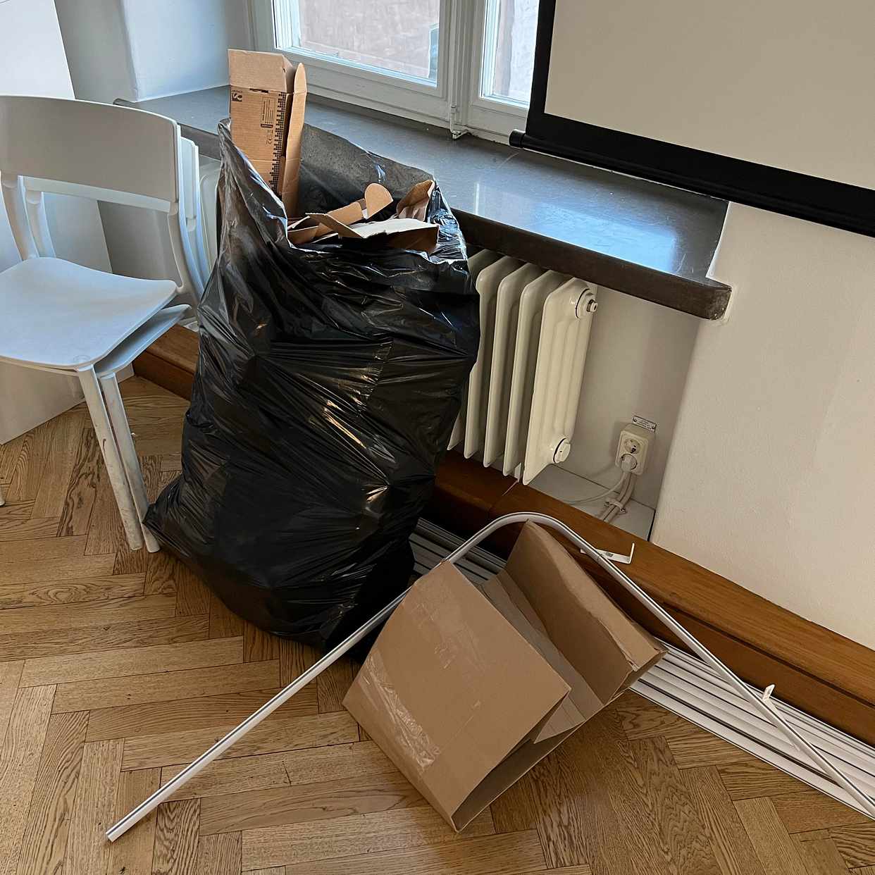 image of Cartons and metal curtain - Stockholm