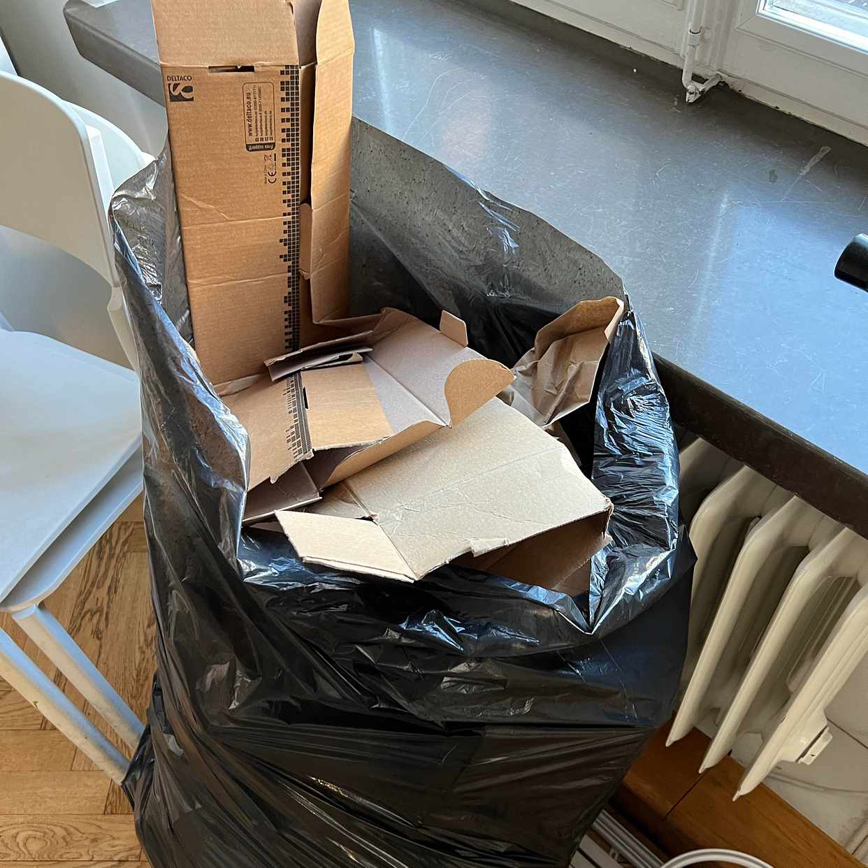 image of Cartons and metal curtain - Stockholm