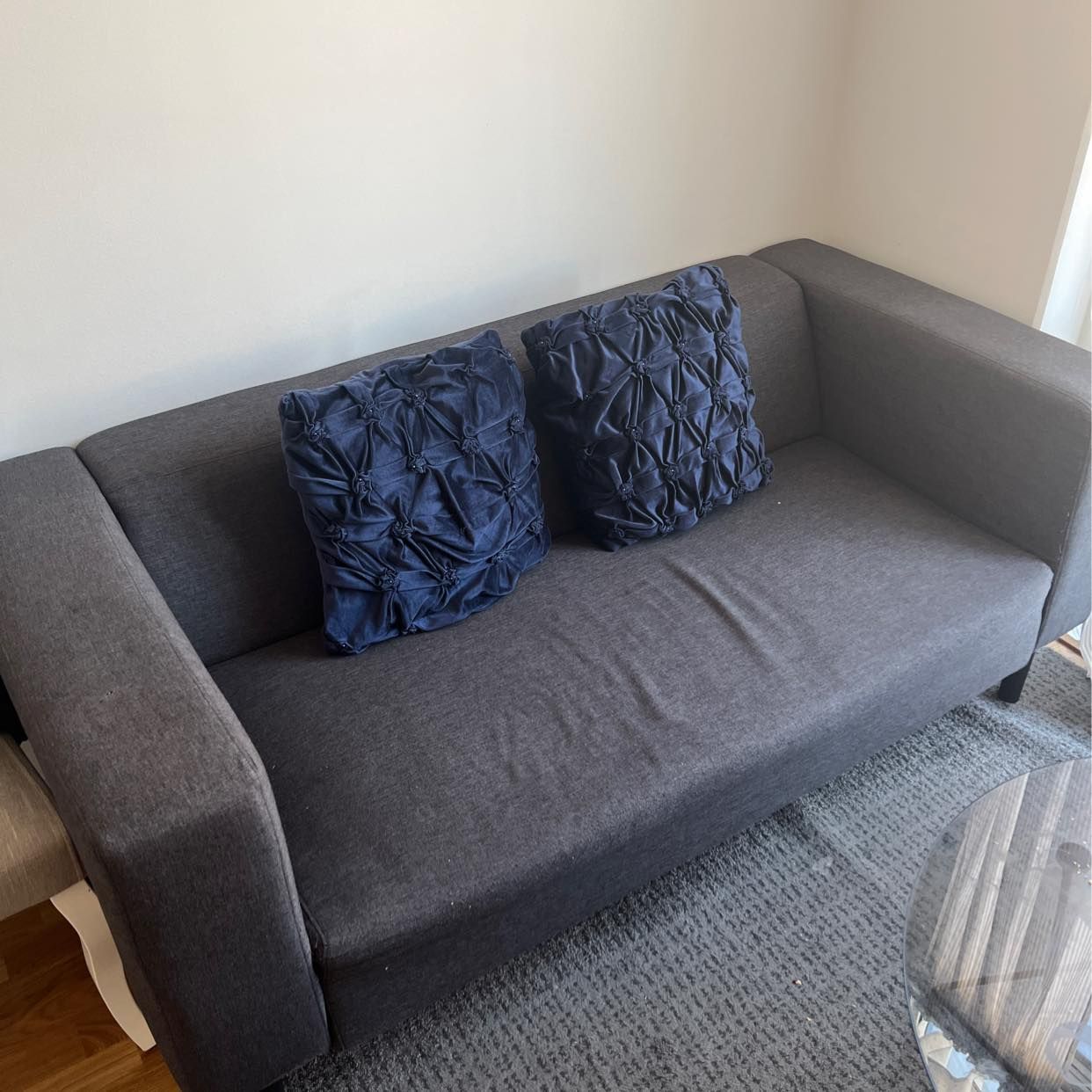 image of 2 Seater sofa - Järfälla