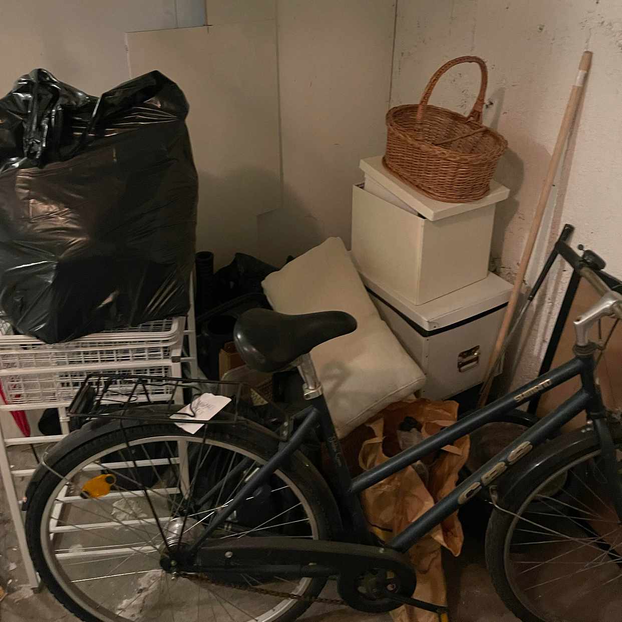 image of Empty storage - Stockholm