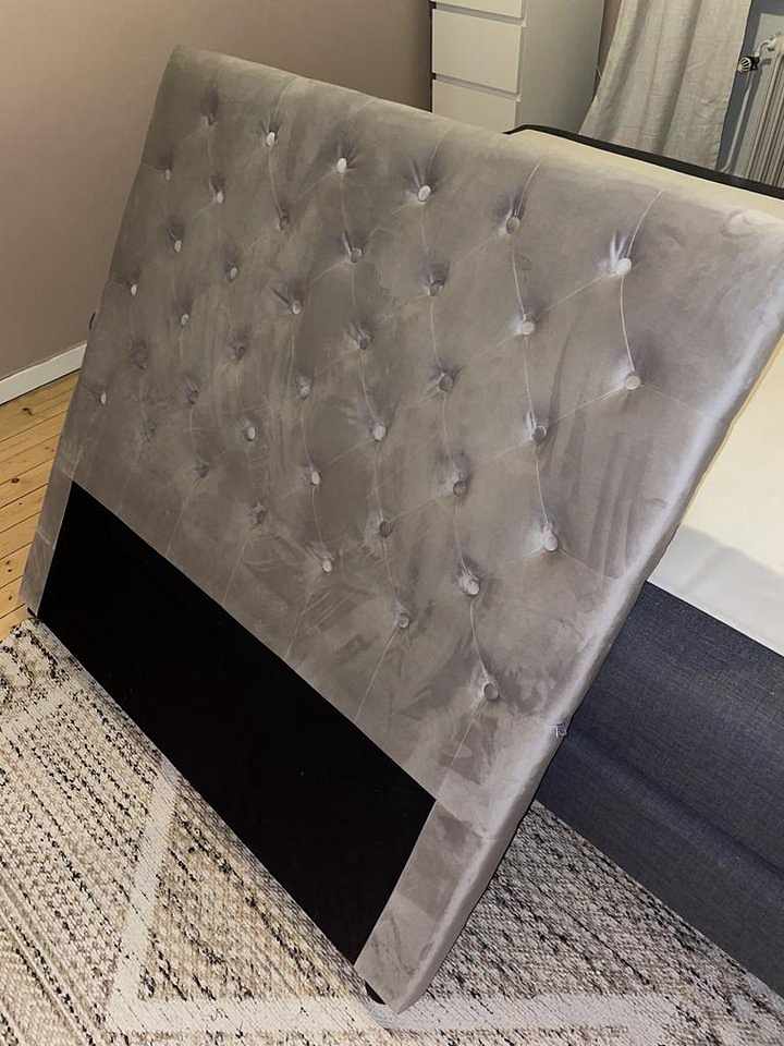 image of Säng och sänggavel 120cm - 