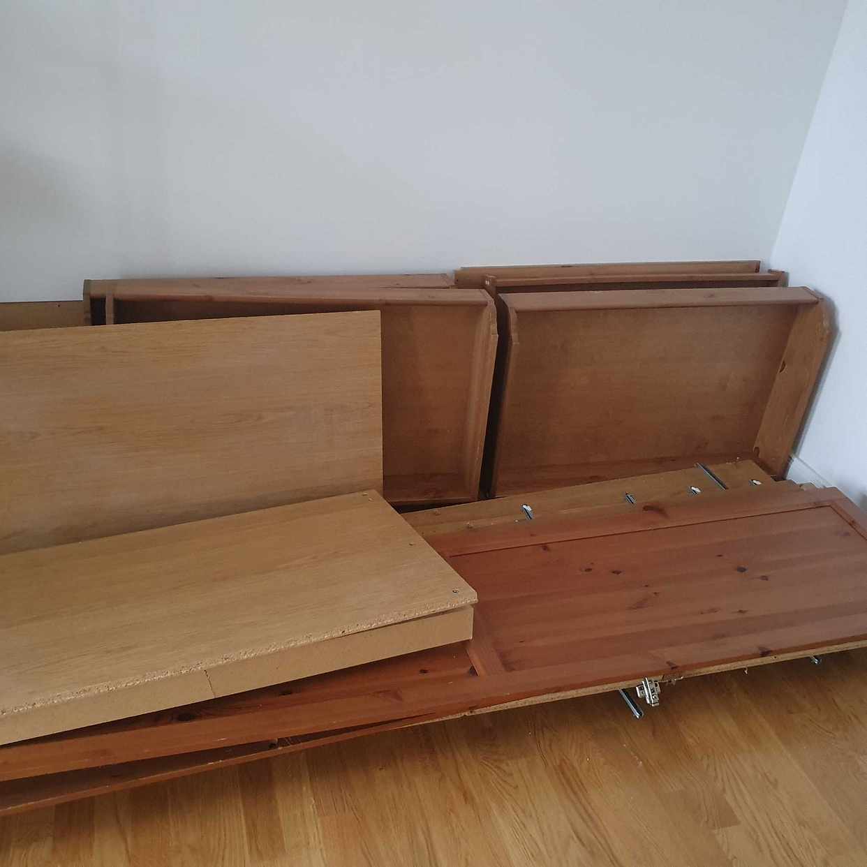 image of Schrank zu verschenken - Berlin