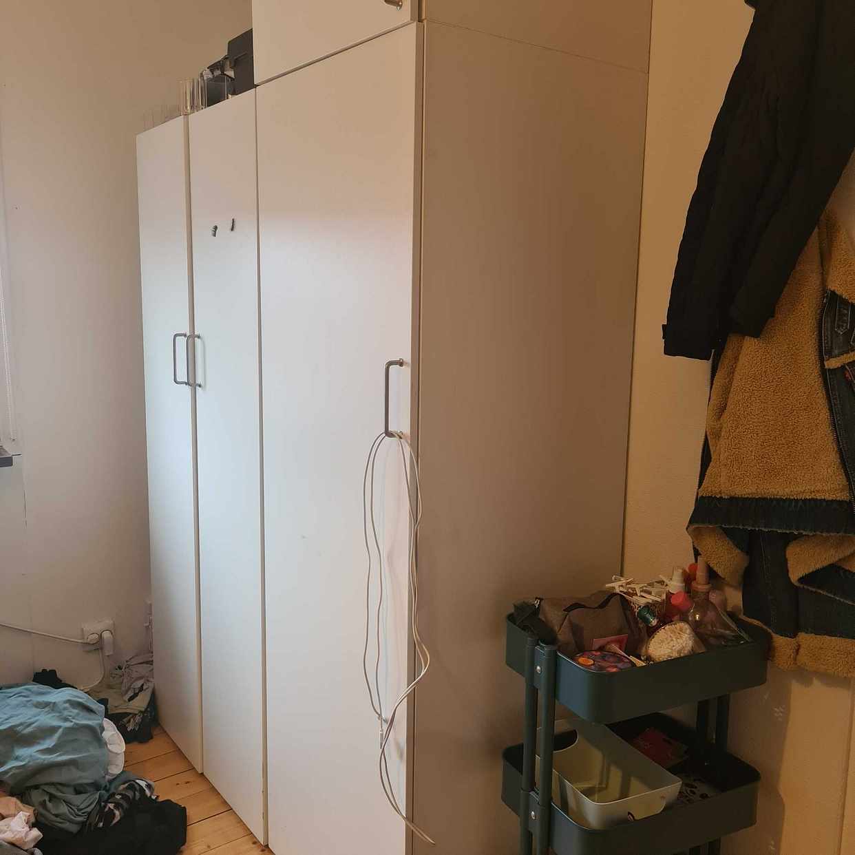 image of Garderob med överskåp - Åkersberga