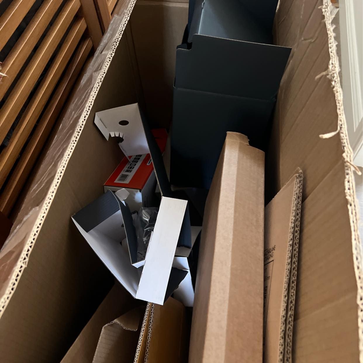 image of Cardboard packaging - London