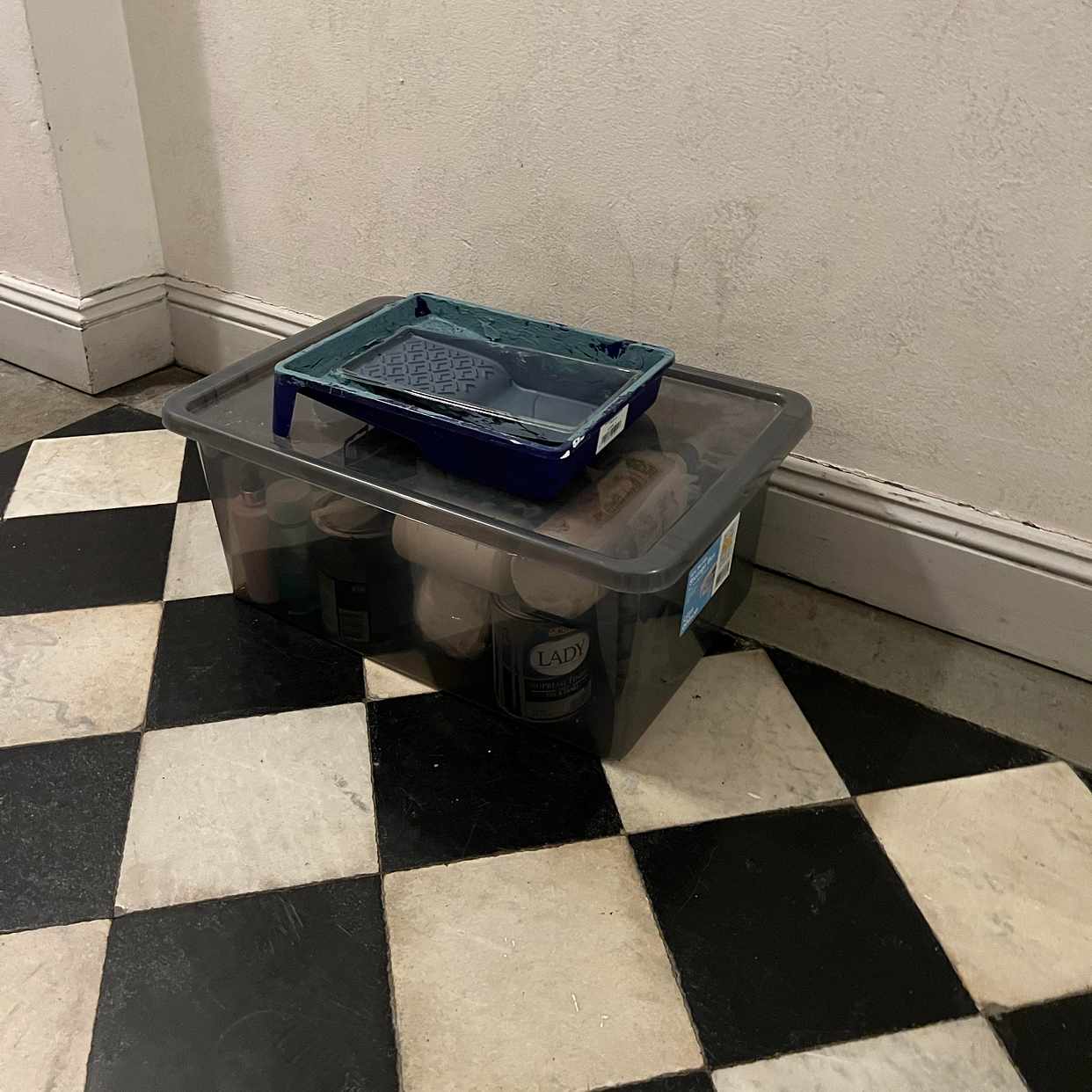 image of Box (paint/fix) - Stockholm