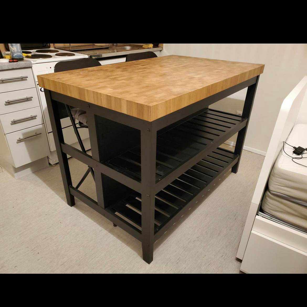 image of Transp. of kitchen tab - 