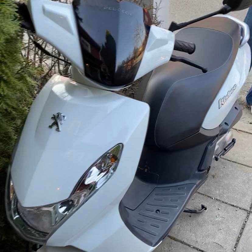 image of Hämta och lämna Moped - 