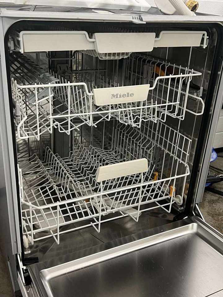 image of Ny Miele Diskmaskin Toppk - 