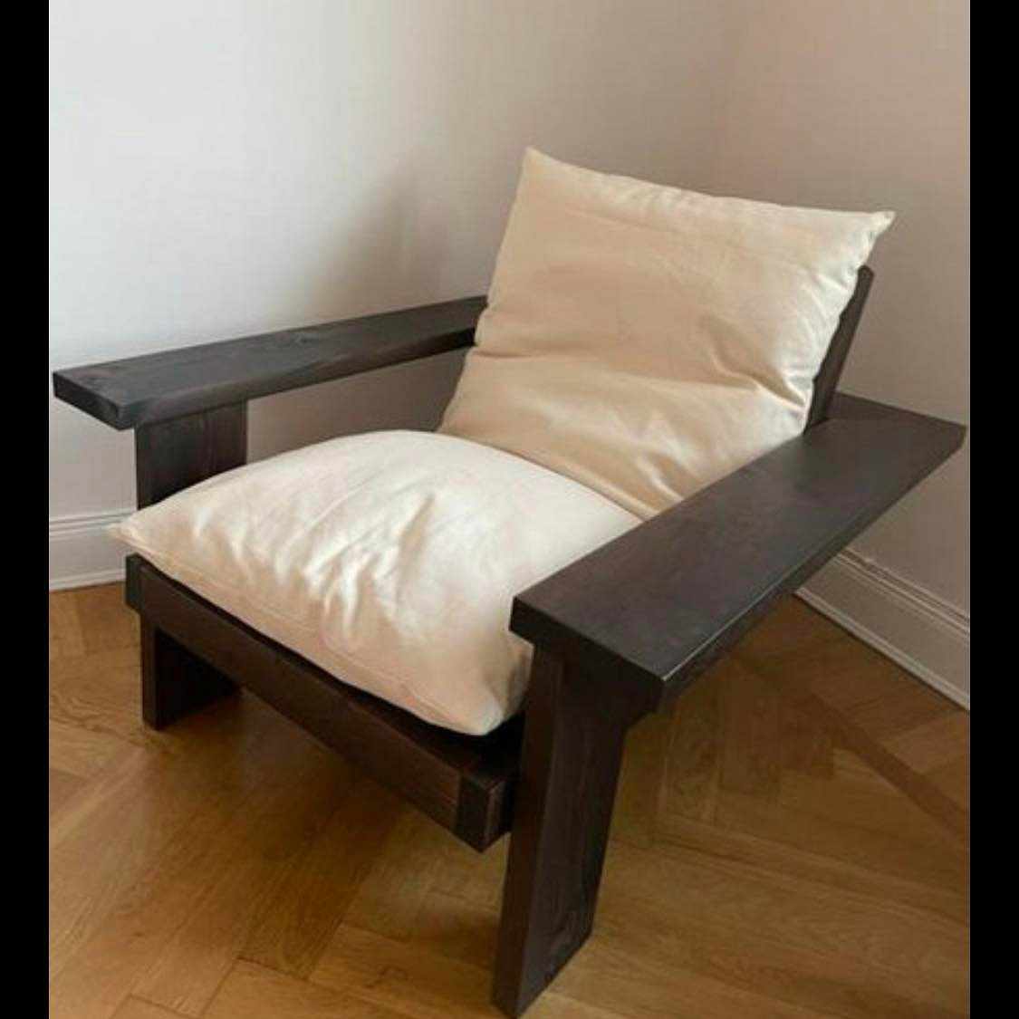 image of Pickup chair and deliver - 