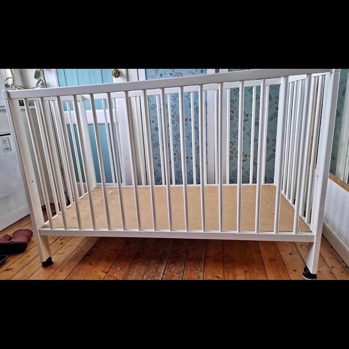 image of Barnsäng / baby bed - 