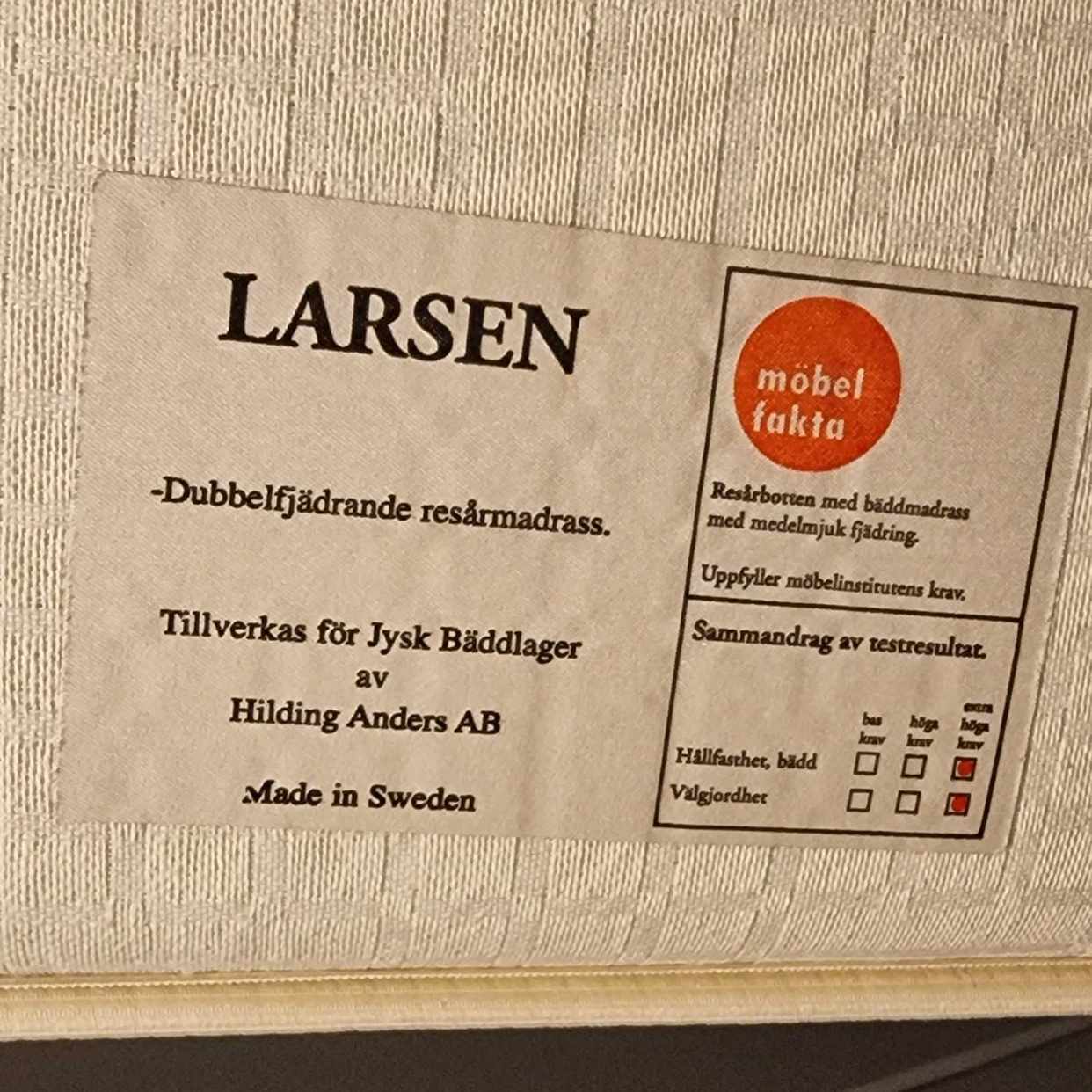 image of 90 säng bortskänkes - Vällingby