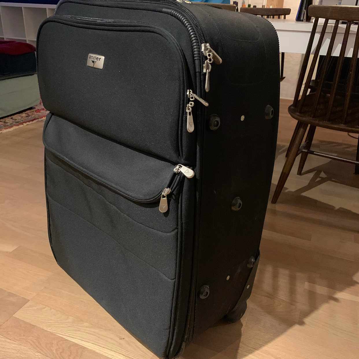 image of Large suitcase - Bromma