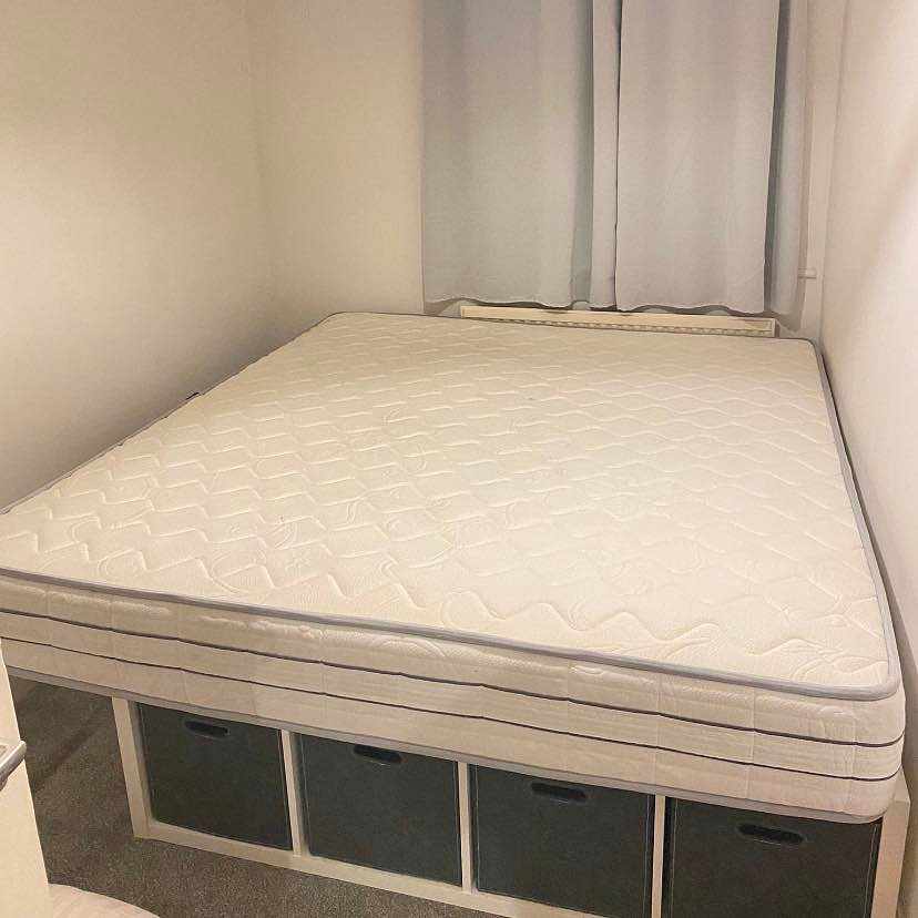 image of Mattress and bed base - London