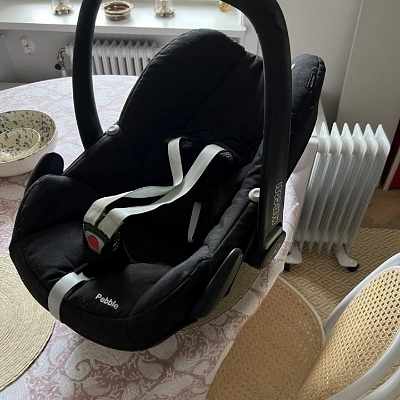 image of 2 bilbarnstolar + isofix - 