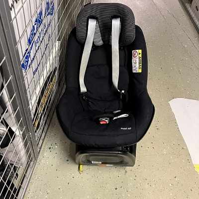 image of 2 bilbarnstolar + isofix - 