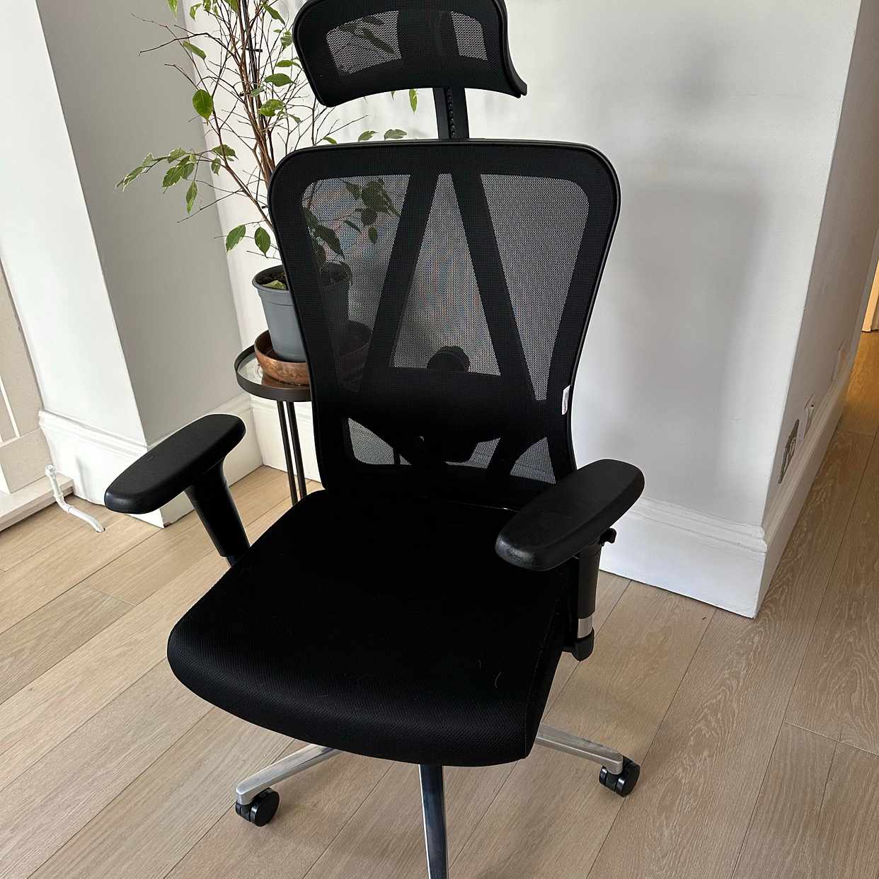 image of Office chair - London