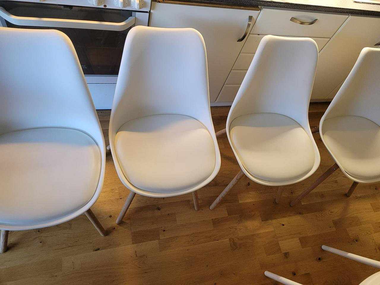 image of 4 matstolar JYSK - 