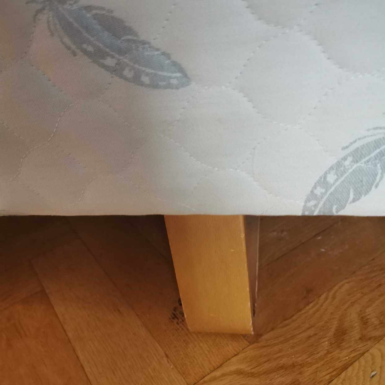 image of Säng 105 bredd - 