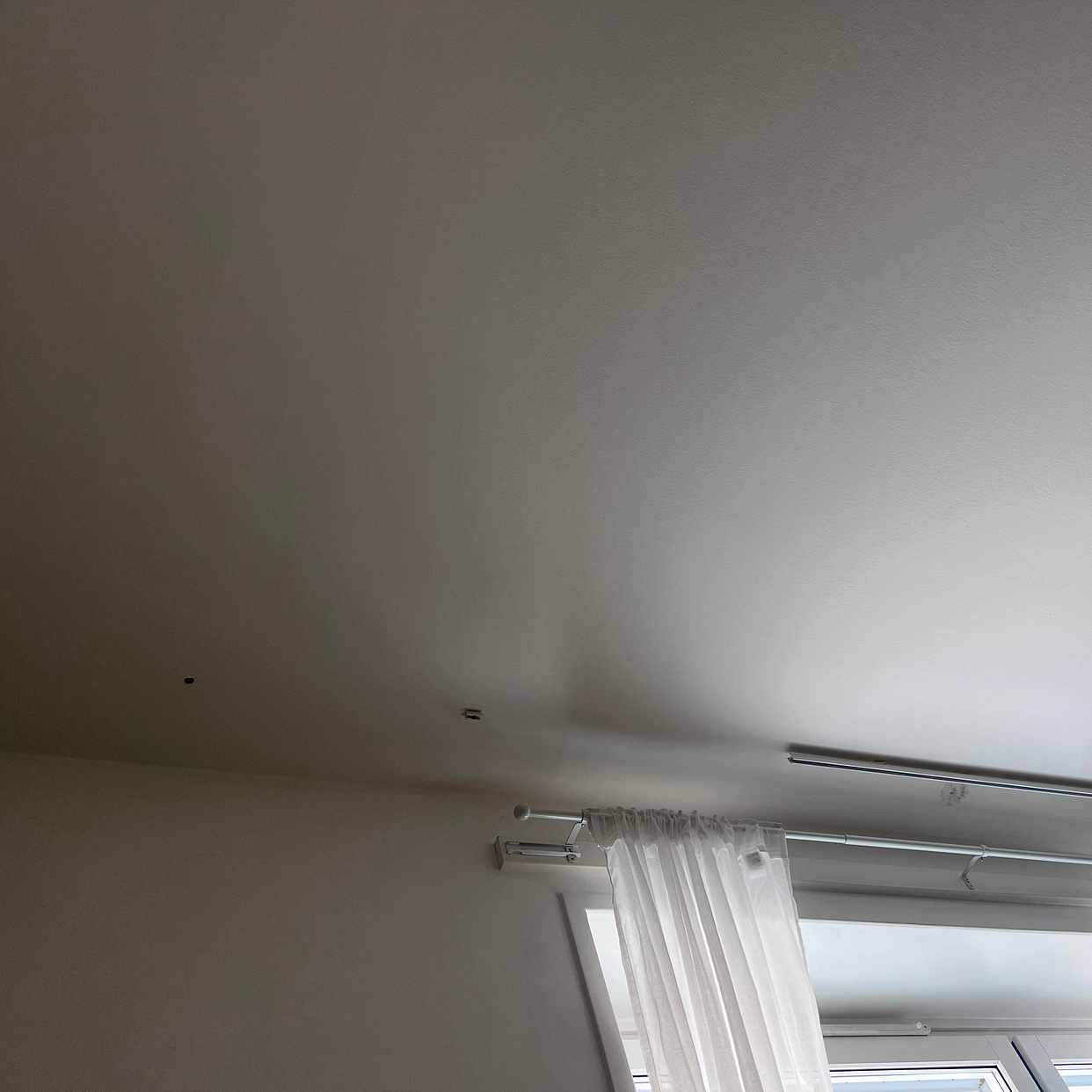 image of Hjälp med gardinskena - 
