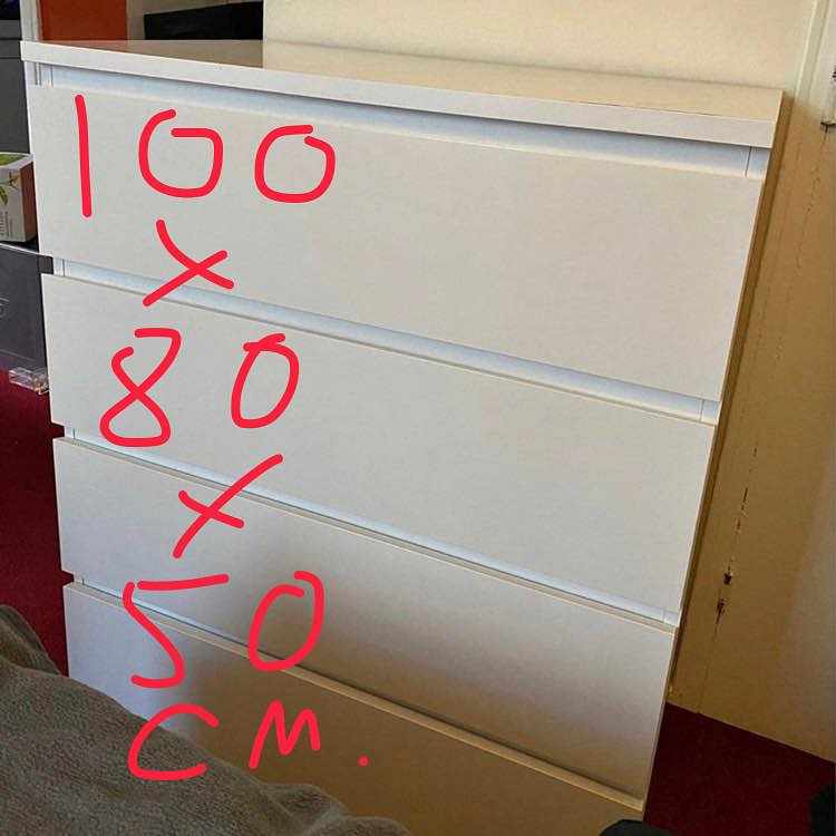 Moving a chest of drawers Tiptapp