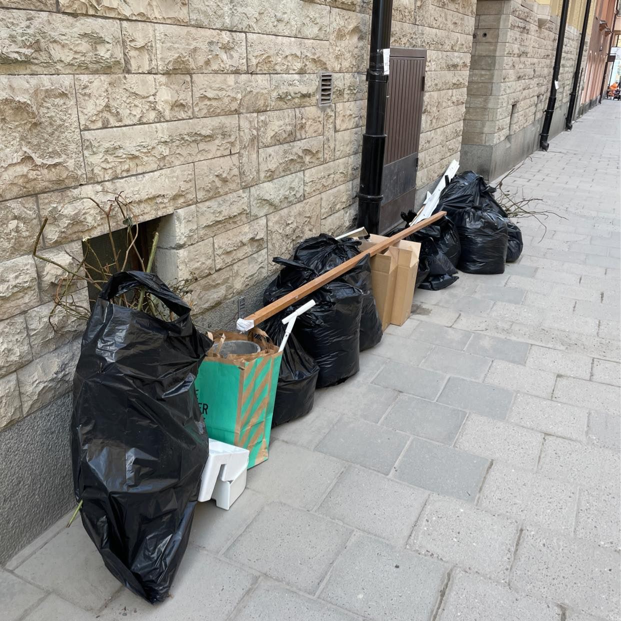 image of Garden cleaning - Stockholm