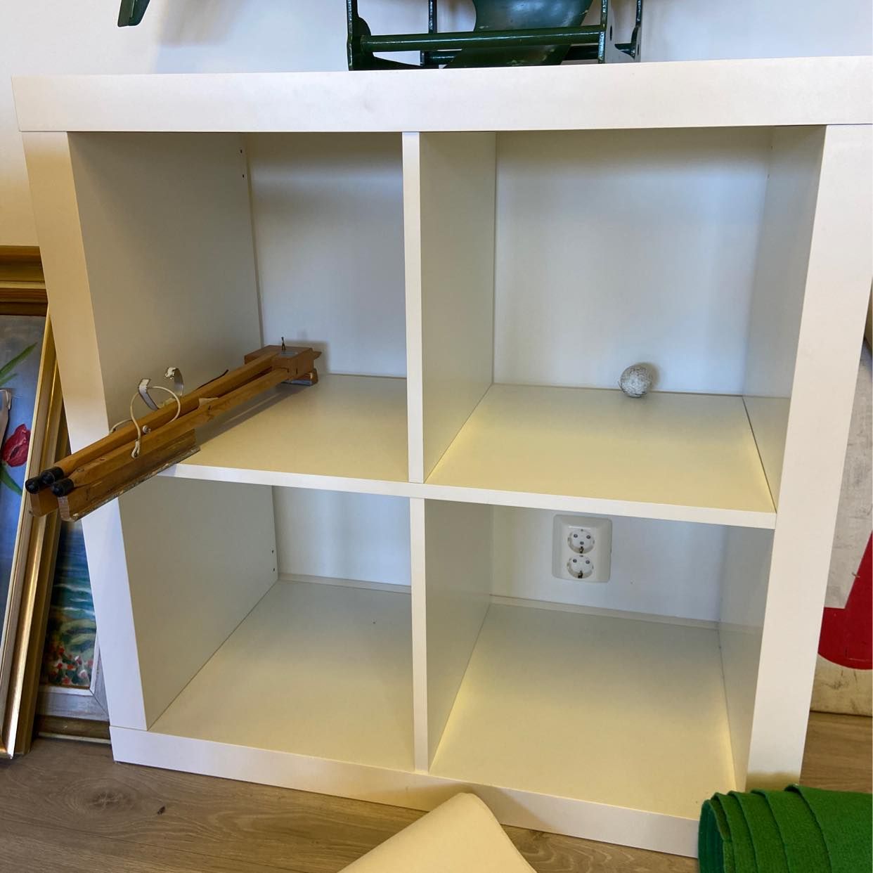 image of Ikea hylla expedit - Billdal