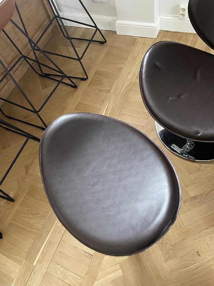 image of Fåtölj med fotpall  - 