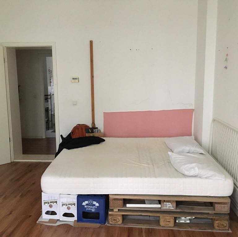 image of Matratze + Paletten - Berlin