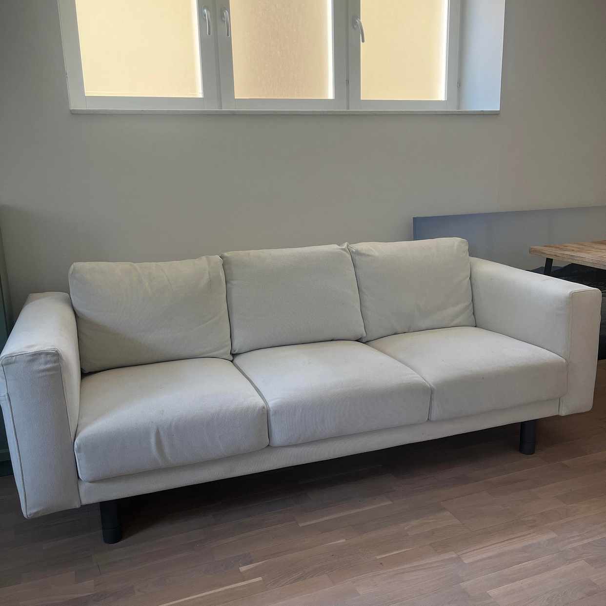 image of Free sofa - Råsunda