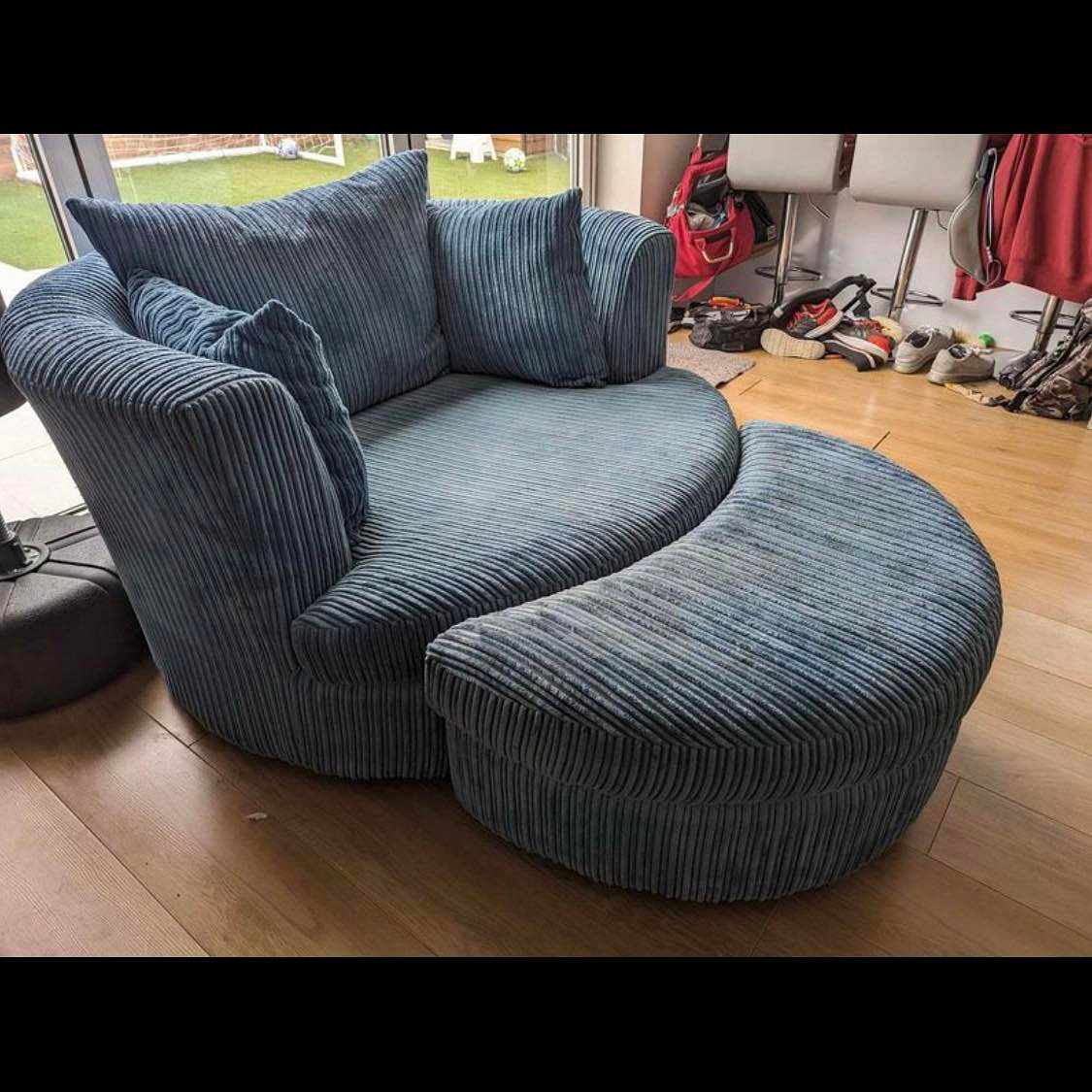image of Blue Swivel Chair & stall - 
