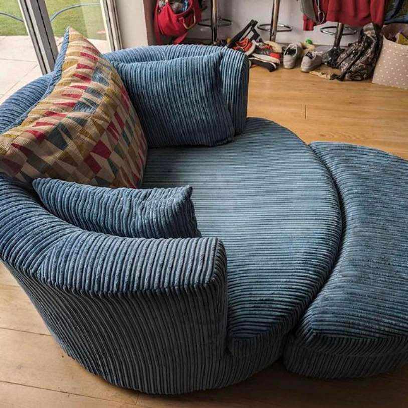 image of Blue Swivel Chair & stall - 