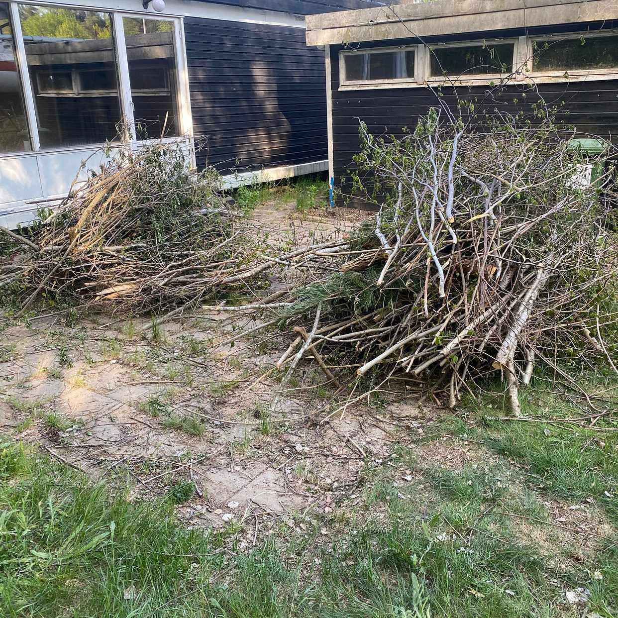 image of Slänga trädgårdsavfall - Vendelsö