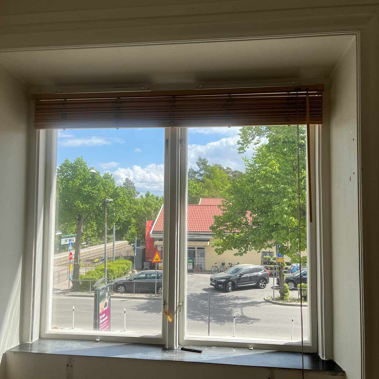 image of Blinds / persienner - Bromma