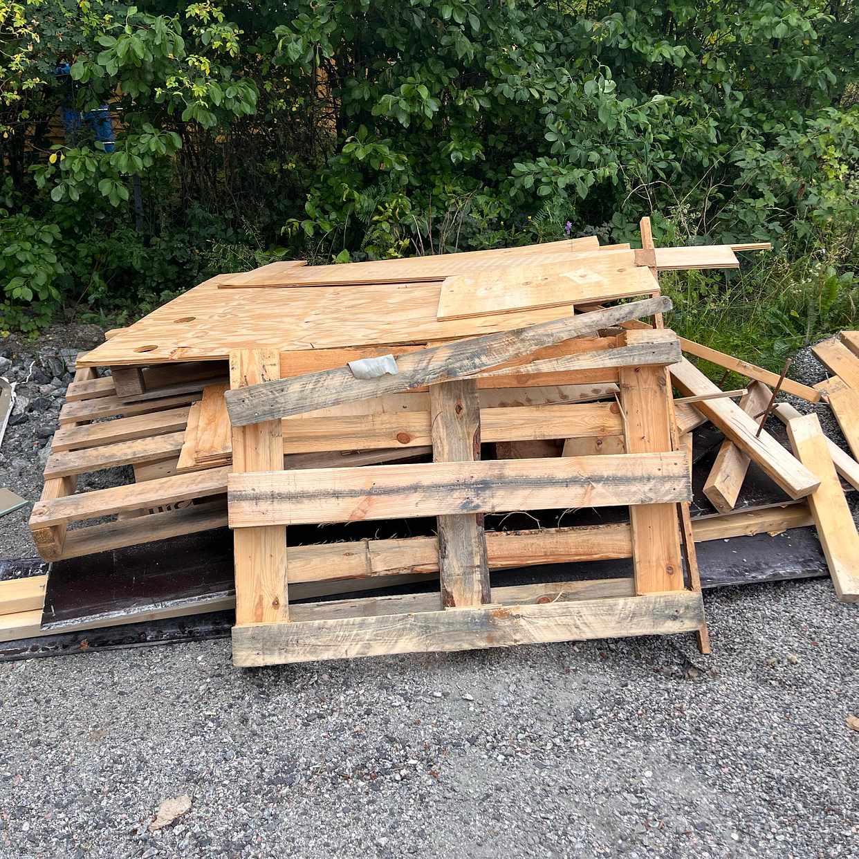 Blandat byggavfall