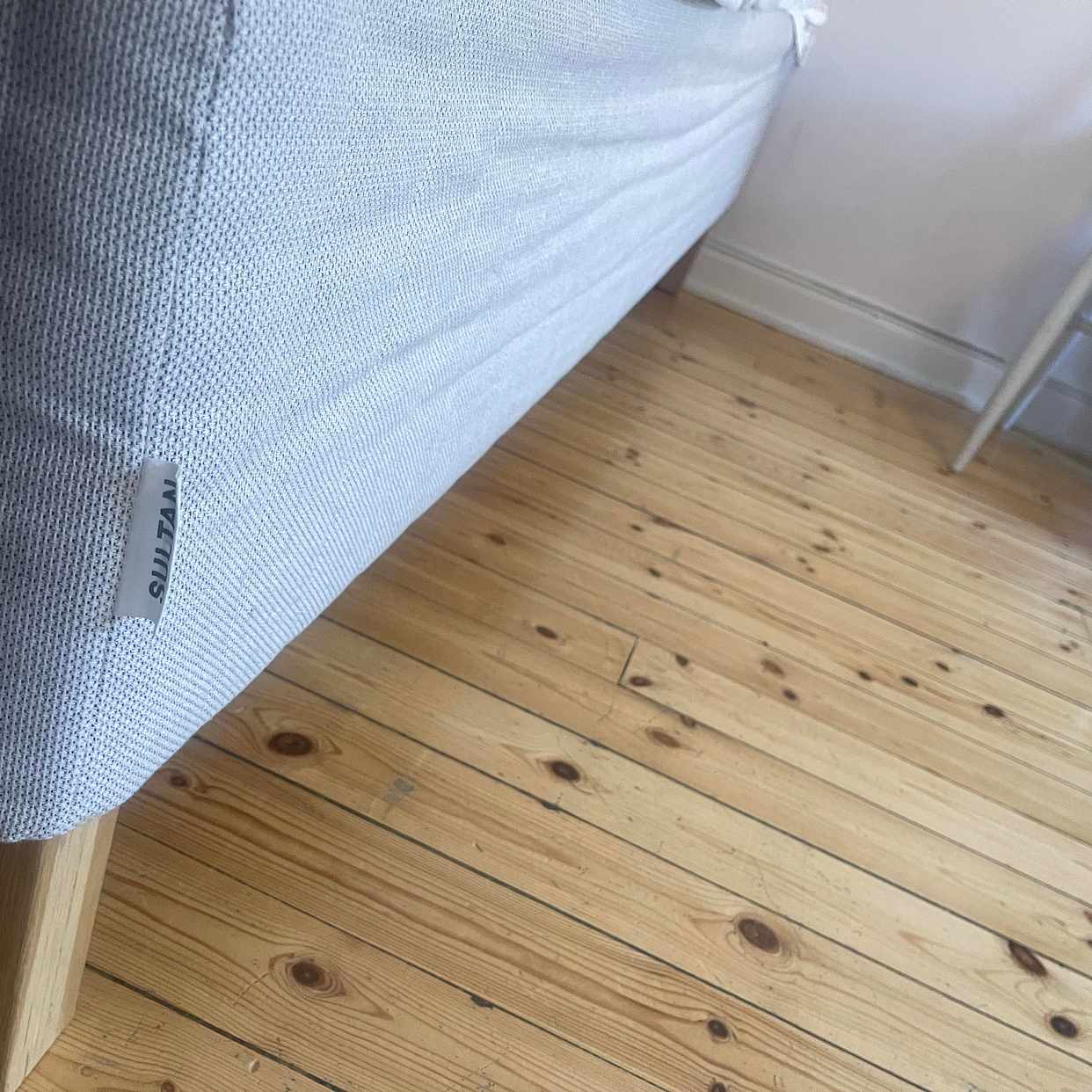 image of Flytta säng 50m ej transp - 