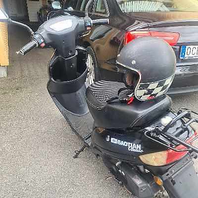 image of Hämta och leverera moped  - 