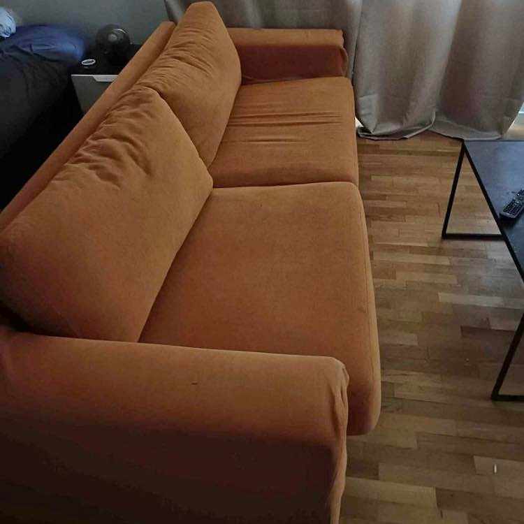 image of Leverans av soffa - 